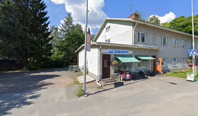 Puheterapeutti Anna-Leena Mieskolainen kaupungissa Kangasniemi