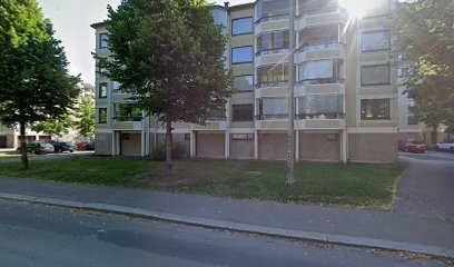 Terhi H. Salonen kaupungissa Tampere